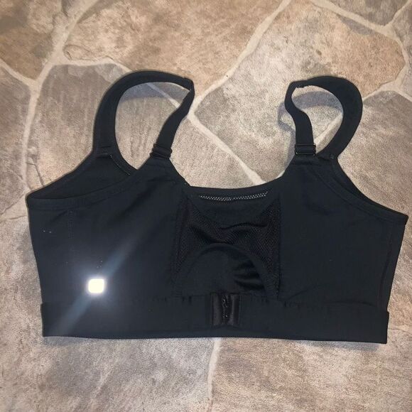 Fabletics L Athleisure black cutaway high impact sports bra - Picture 2 of 2